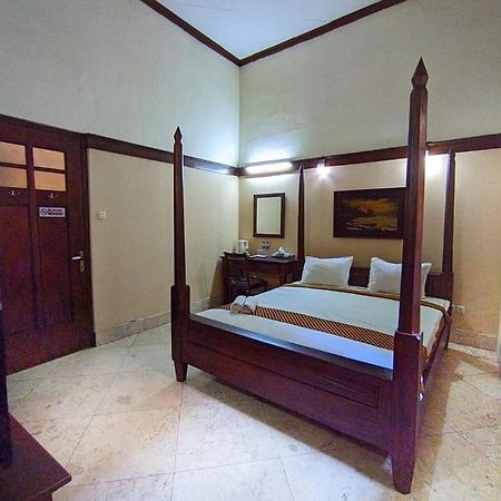 Guest House Teras Solo Syariah Exterior photo