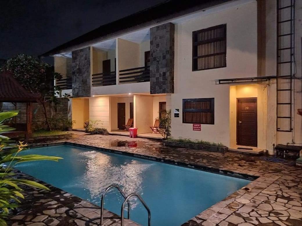 Guest House Teras Solo Syariah Exterior photo